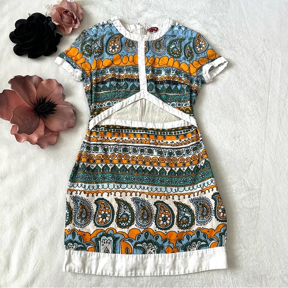 little black a-line dress WEDTREND Women Lace A-Line Little Black Dress Tulle Round Neck Cocktail  Dress with Short Sleeves main image 0